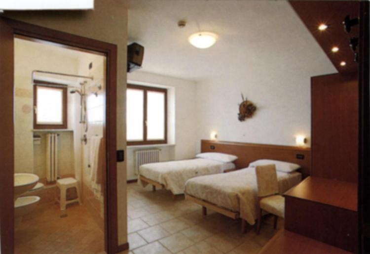 Hotel Scandola Bosco Chiesanuova Bilik gambar