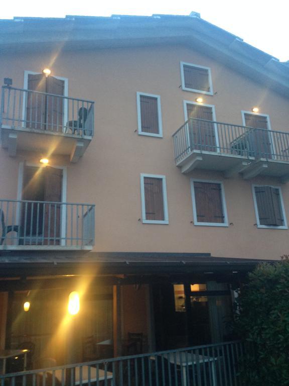 Hotel Scandola Bosco Chiesanuova Luaran gambar