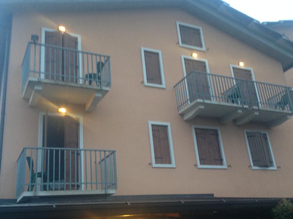 Hotel Scandola Bosco Chiesanuova Luaran gambar