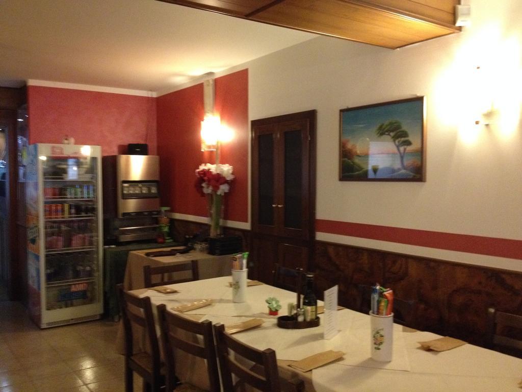 Hotel Scandola Bosco Chiesanuova Luaran gambar