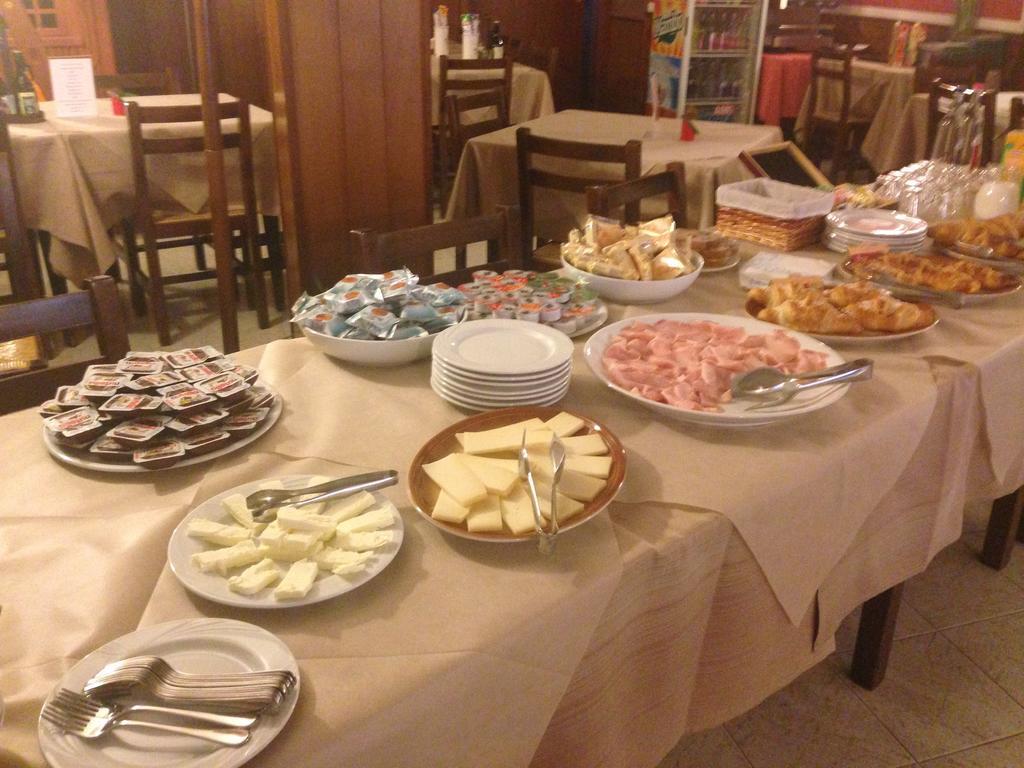 Hotel Scandola Bosco Chiesanuova Luaran gambar